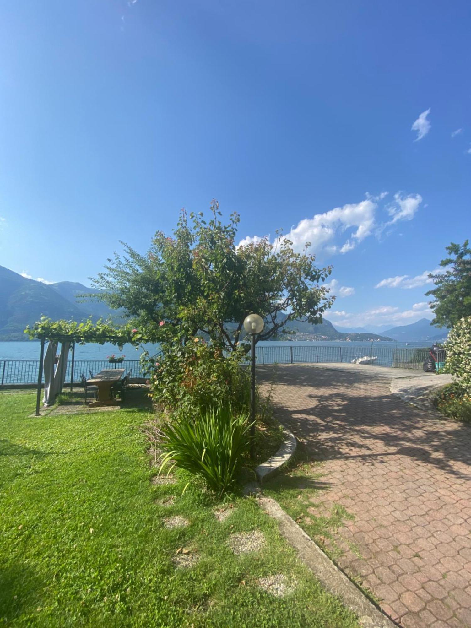 Peonia Apartment - Appartamento Vista Lago Lezzeno Esterno foto